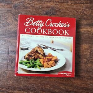 Betty Crocker's Cookbook 5 Ring Binder (9th Edition) 2000, 2001 Big Red Cookbook